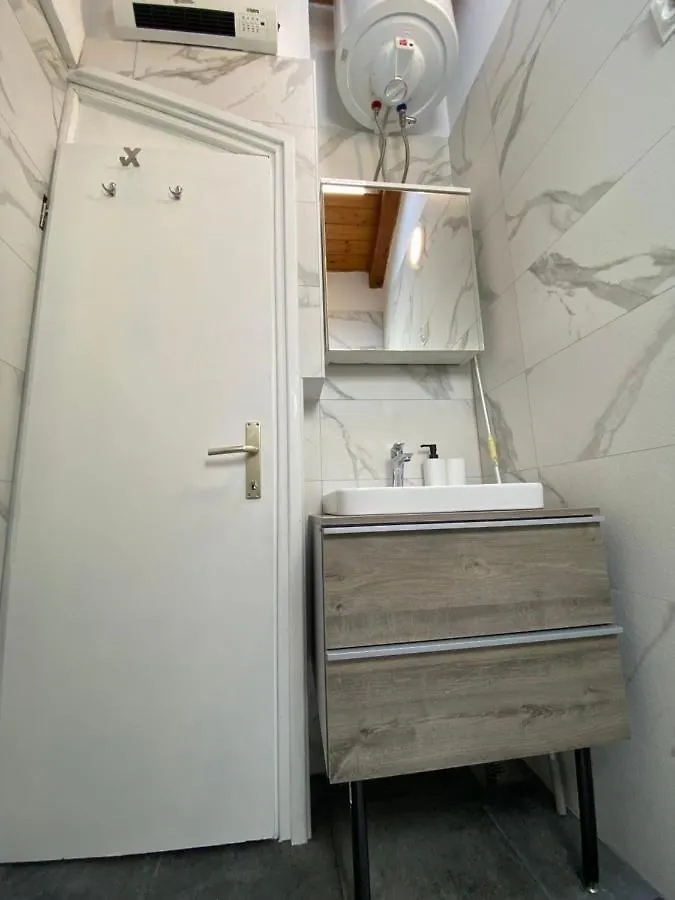 Apartman Paulo Porec 0*,