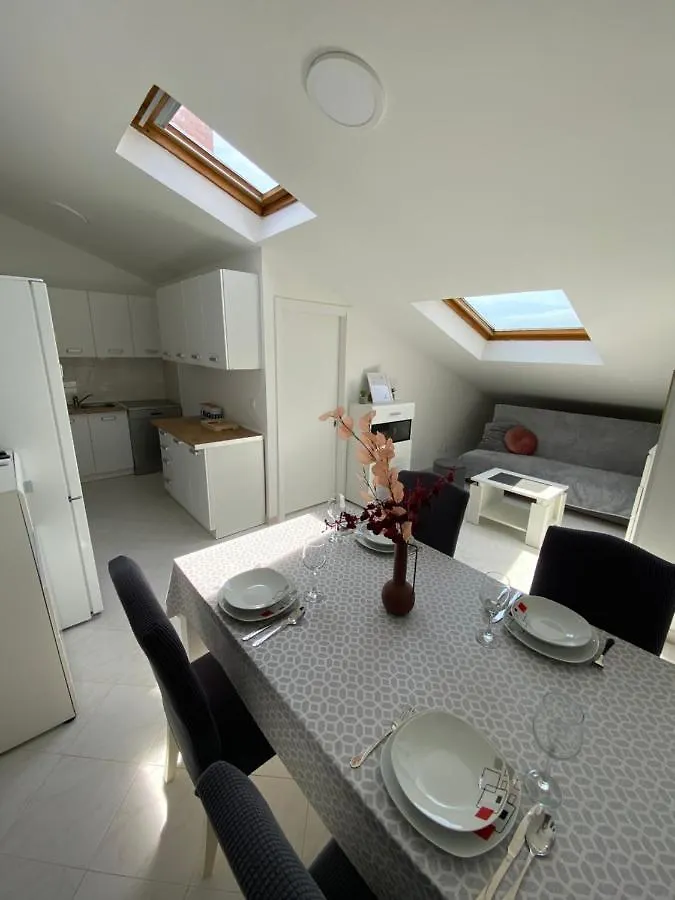 Apartman Paulo Porec