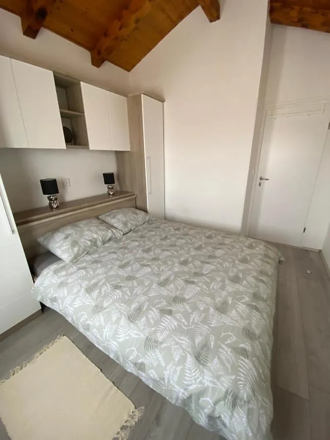 Apartman Paulo Porec 0*,  Croatia